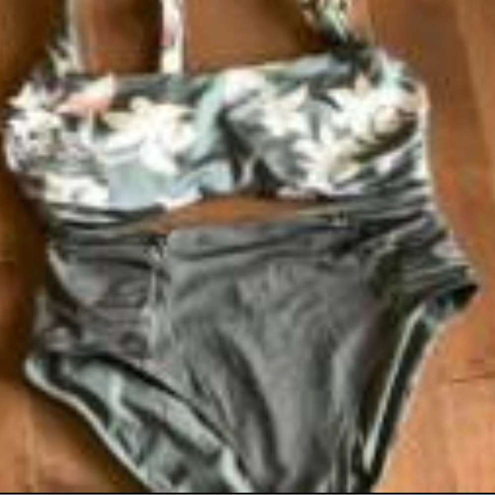 Athleta LUX 2-Piece Floral Adjustable Top and High Rise Bottom Bikini Swimsuit - Picture 3 of 9